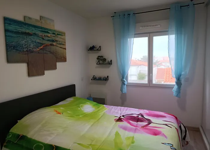 Neuf 80m2 +terrasse 100m شقة