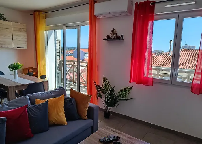 Neuf 80m2 +terrasse 100m Lejlighed